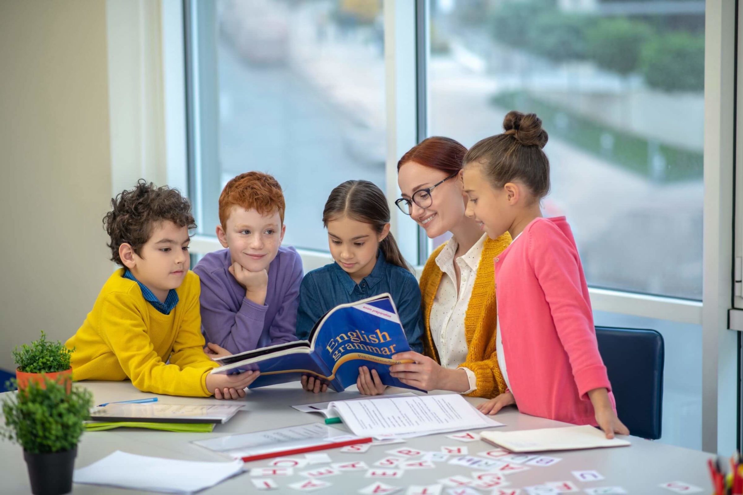 balanced-literacy-in-an-intermediate-classroom-teachhub